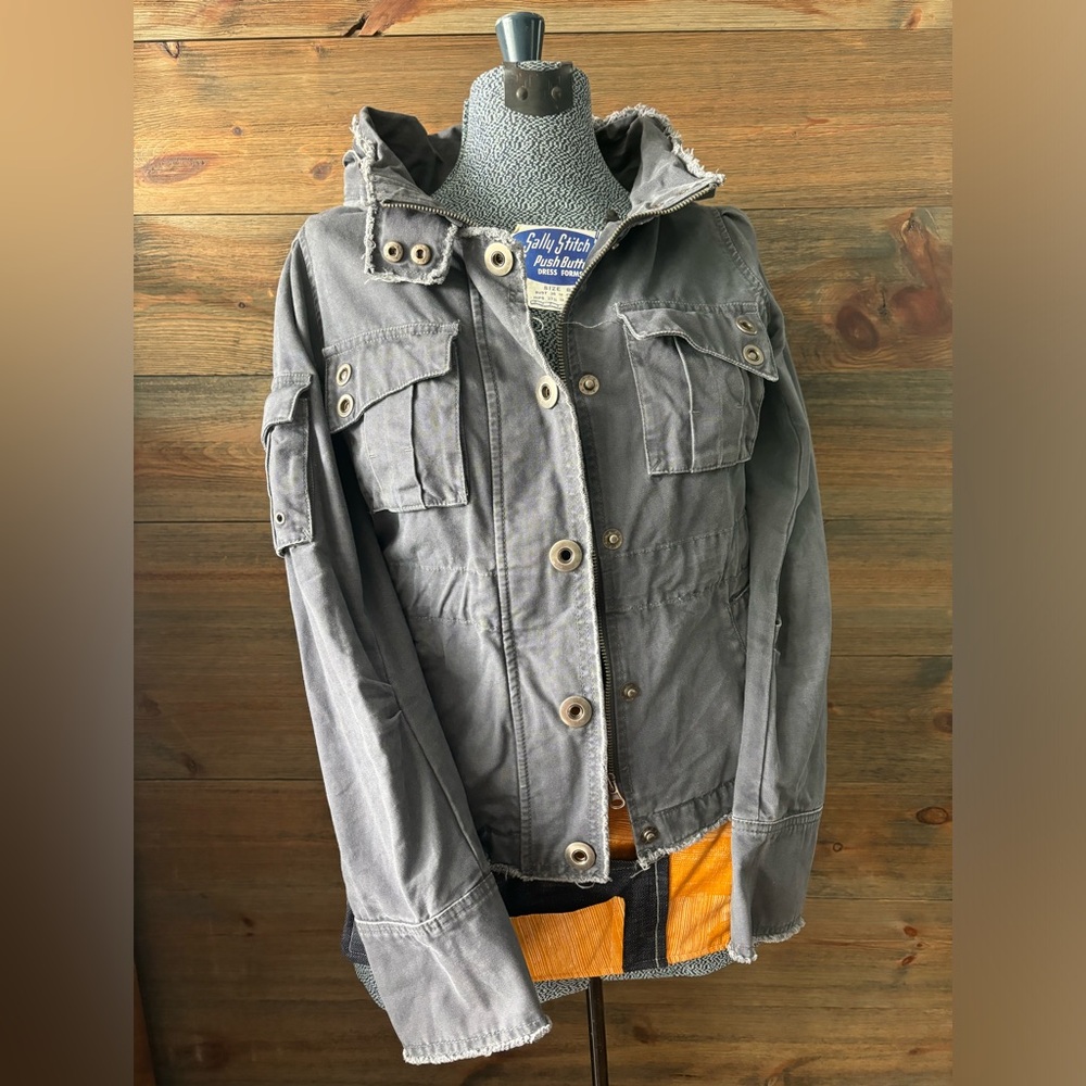 BB Dakota jacket with removable hood.